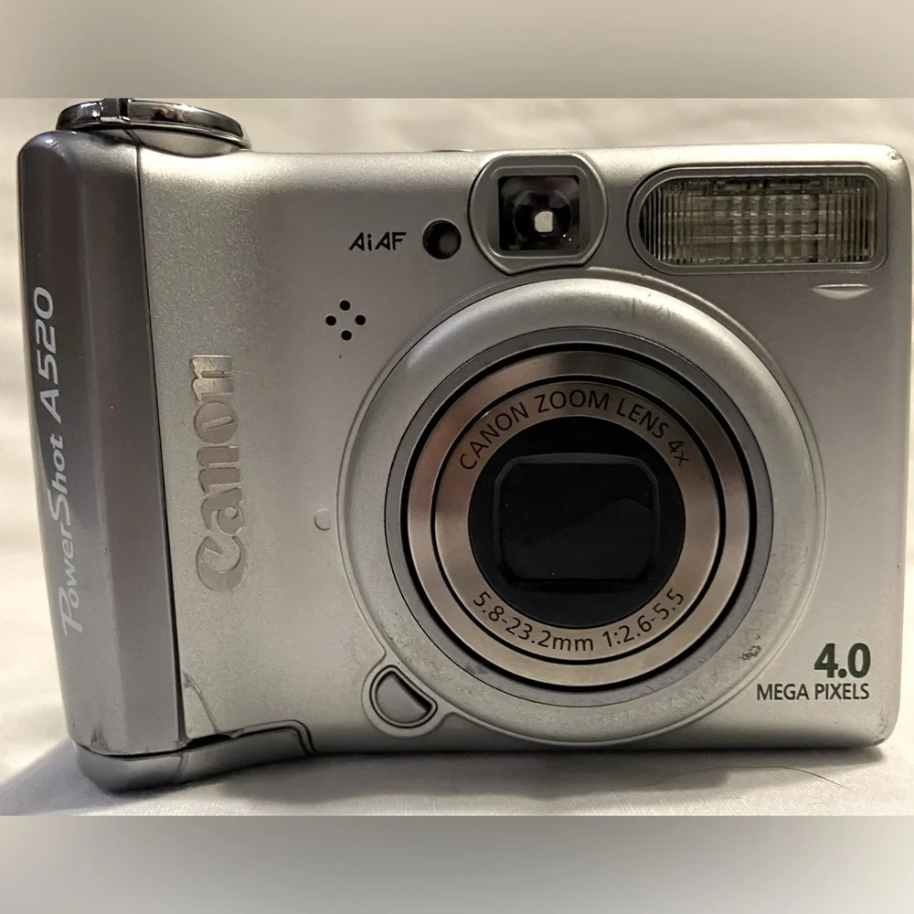 Canon PowerShot A520 Ai AF Digital Camera 4.0 Megapixel 4x Optical Zoom - Works